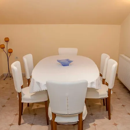 Pensjonat Anggela Rab Town