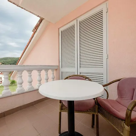 Pensjonat Anggela 3*